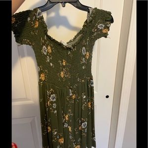 Green off the shoulder flower dress